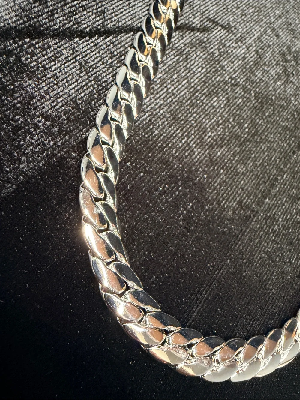 Miami Cuban 14K White Gold Filled 20in 8MM necklace w/Box Lock. BRAND NEW.